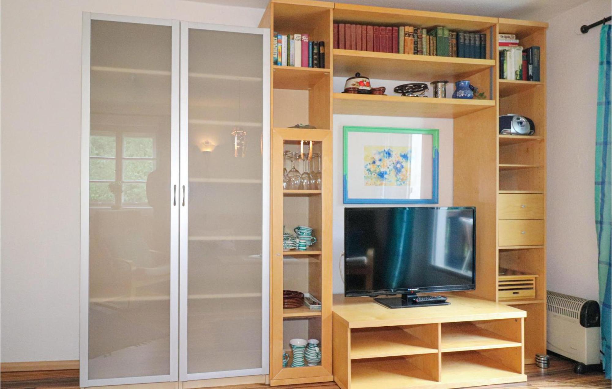 Ferienwohnung Mit Seeblick Aldrans Exterior photo